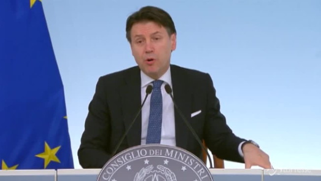 Coronavirus, Giusepe Conte: 'Questo è il momento della responsabilità, non fate i furbi'