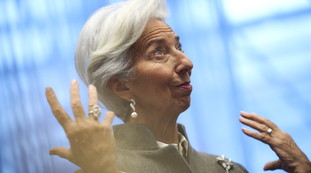 Questa è l'Europa. La Bce prepara il bazooka anti-virus per aiutare l'Italia? Chi frena tutto