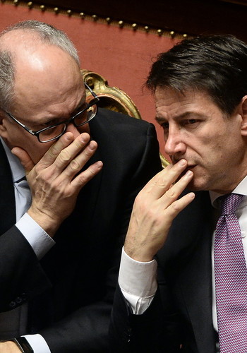 Vergogna scoperchiata dal coronavirus La verità? Italia già fuori dall’Europa: così gli “amici” ci hanno isolato