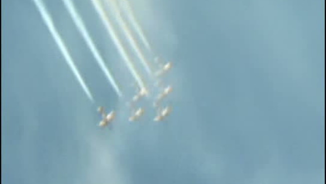 A Dubai l'Air Show: 200 velivoli