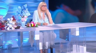 Domenica In, incontenibile Mara Venier: