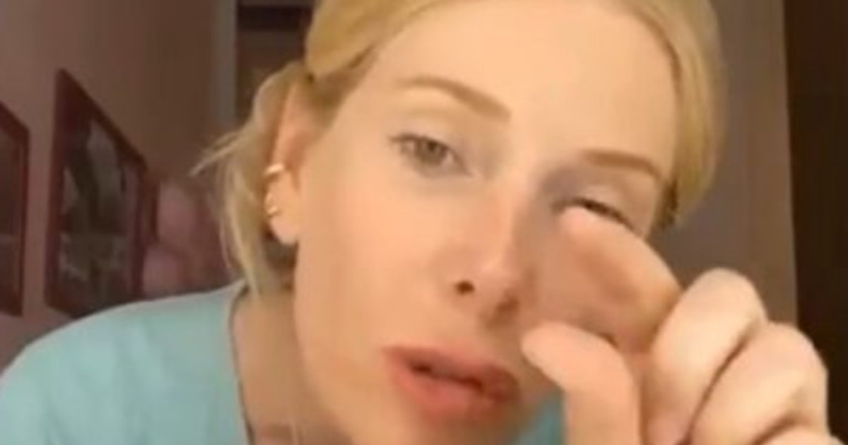Insulti brutali ad Alessia Marcuzzi, piccoli uomini e indecenti: un orrore, la conduttrice chiama la polizia