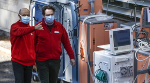 Nuovi focolai e cinque regioni di nuovo in doppia cifra. Bollettino: il ritorno del virus e l'esempio del Veneto