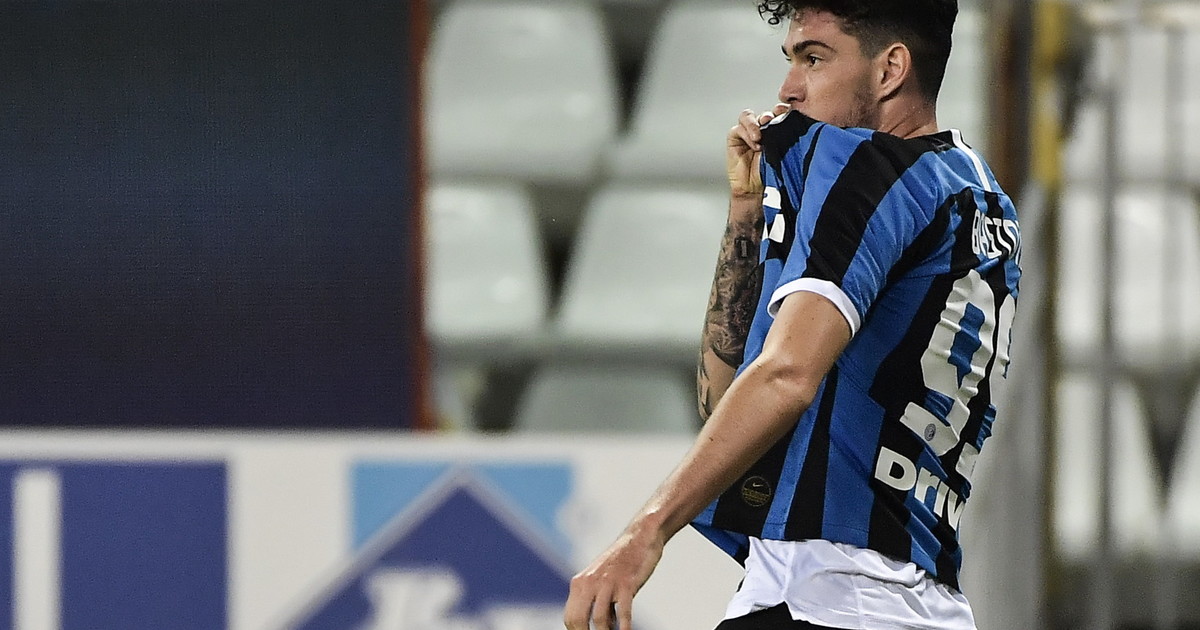 L'Inter la ribalta nel finale: Bastoni e De Vrji protagonisti del 2-1 al Parma. Champions blindata