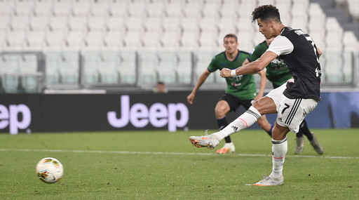 Atalanta, un'impresa solo sfiorata: Ronaldo salva la Juve con due rigori e avvicina lo scudetto