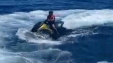 Cristiano Ronaldo, la bravata del figlio con la moto d'acqua finisce malissimo. E il portoghese apre il portafogli