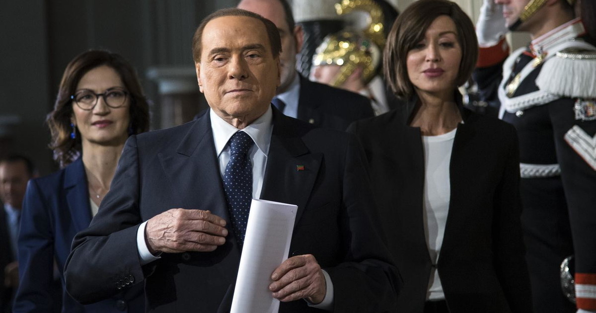 Gianni Letta di nuovo al centro di tutto. Gola profonda dai palazzi romani: Quella manina con Speranza e Lamorgese