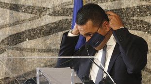 Ora rispondono a Di Maio, non più al M5s. L'esercito segreto del ministro in Parlamento: ecco chi manderà a casa il governo