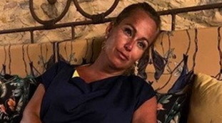 Sono stanca, troppo..... Sonia Bruganelli, un altro massacro senza senso. La insultano, reazione brutale: Brucia il c***o
