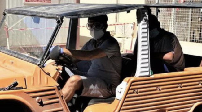 Immigrati positivi al coronavirus trasportati così: Lampedusa allo sbando, saltano tutte le regole