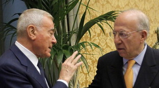 Timori per Berlusconi, nasce il gabinetto di crisi: Letta e Confalonieri al vertici, le indiscrezioni sul piano