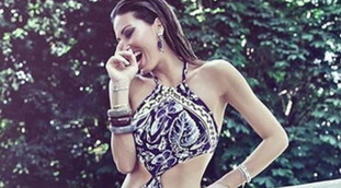 Questa foto (estrema) prima del forfait: Elisabetta Gregoraci, lo strano scatto che alimenta il mistero | Guarda