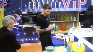Non mi hanno dato i farmaci. Gf Vip, terrore-coronavirus nella casa: Non vorrei fare terrorismo, ma..., si mette malissimo