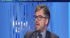 Cosa mi ha detto mia moglie. De Benedetti e Stefano Feltri, si mette male: Domani, la stroncatura più clamorosa