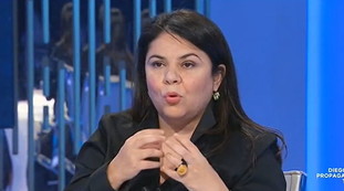 Col muso unto di porchetta. Murgia senza freni dalla Gruber: lo schifo su Salvini | Video