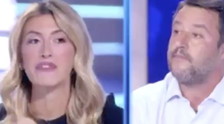 "Eurocritici o eurofascisti?". Chirico, faccia a faccia con Salvini: la chiave per il trionfo