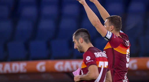 Serie A, Roma-Benevento 5-2: goleada con brivido, il Pedro-Dzeko show fa godere Fonseca