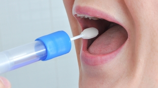 Test rapidi in farmacia, la mossa del governo per risolvere il caos-tamponi: tracciamento, l'ultima sfida