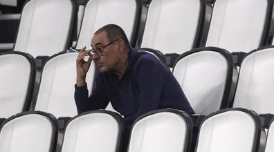 Sarri ha detto no alla Juventus. Indiscreto pesantissimo: niente risoluzione del contratto, guaio milionario per Agnelli
