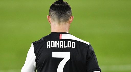 Insulta il tampone che ti passa: guarito dopo 19 giorni, Cristiano Ronaldo è finalmente negativo al Covid