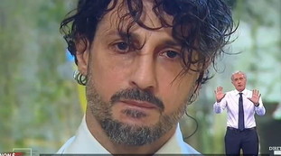 Fabrizio Corona piange a Non è l'Arena, Giletti lo saluta così: A me non frega nulla, una ammissione clamorosa | Video