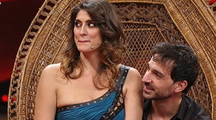 Prima della finalissima, spuntano le foto spinte: Elisa Isoardi-Todaro, occhio a questi scatti