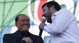 Salvini e Berlusconi, la telefonata a sorpresa: l'indiscrezione dopo 24 ore di gelo