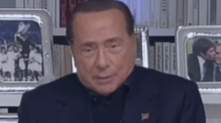 Lo ha licenziato per Schifani. Striscia la Notizia, una voce clamorosa su Silvio Berlusconi: chi era il consigliere politico