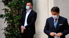 "Cosa legge Conte la mattina?". Retroscena sconcertante sul premier: "Tutta colpa di Casalino"