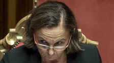 "Con ogni probabilità rinviano le elezioni". Con la "scusa" Covid, voce terrificante: urne congelate