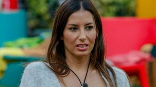 Quindici anni fa, quell'incontro con lei. Terremoto per Elisabetta Gregoraci, chi le piazzano in casa: Briatore che dice?