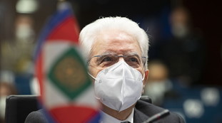 Il presidente Tentenna ci condanna alla Troika?. Bisignani, retroscena-choc: l'accusa a Sergio Mattarella