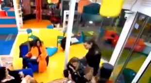 Che ha detto?. Dayane Mello, bestemmia e squalifica? Lo sconcetto degli inquilini del GF Vip | Video