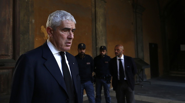 Casini premier, il retroscena-terremoto: la frase intercettata di due onorevoli. Palazzo Chigi e Colle, ora torna tutto