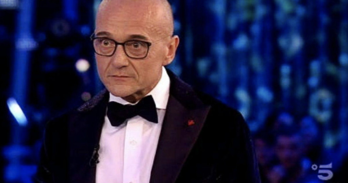 Mi fa passare per demente, vomitevole. Un grosso guaio per Signorini, accuse estreme al GfVip: chi vuole mollare