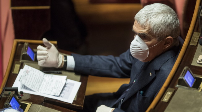 A volte dal male può nascere il bene. Clamoroso indizio sul nuovo governo. Casini, più di un sospetto: cambia tutto