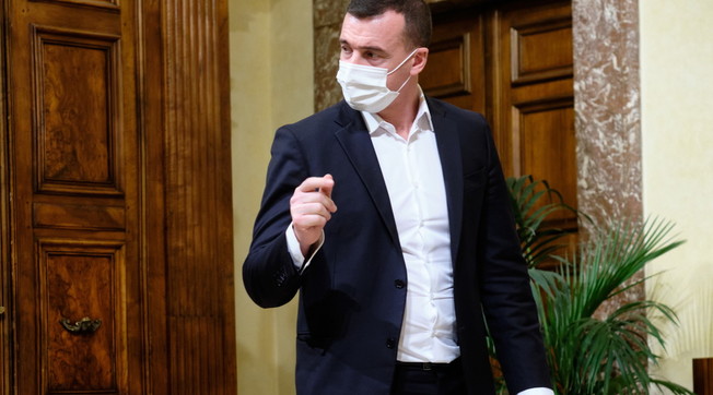 La maggioranza psicologica. Tutto vero: il delirio di Rocco Casalino, intercettato nel giorno della crisi. In che mani siamo