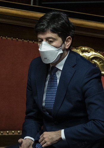 Report fa dimettere Roberto Speranza? "Covid come influenza. Fa morti, però...". I verbali-terremoto del gennaio 2020