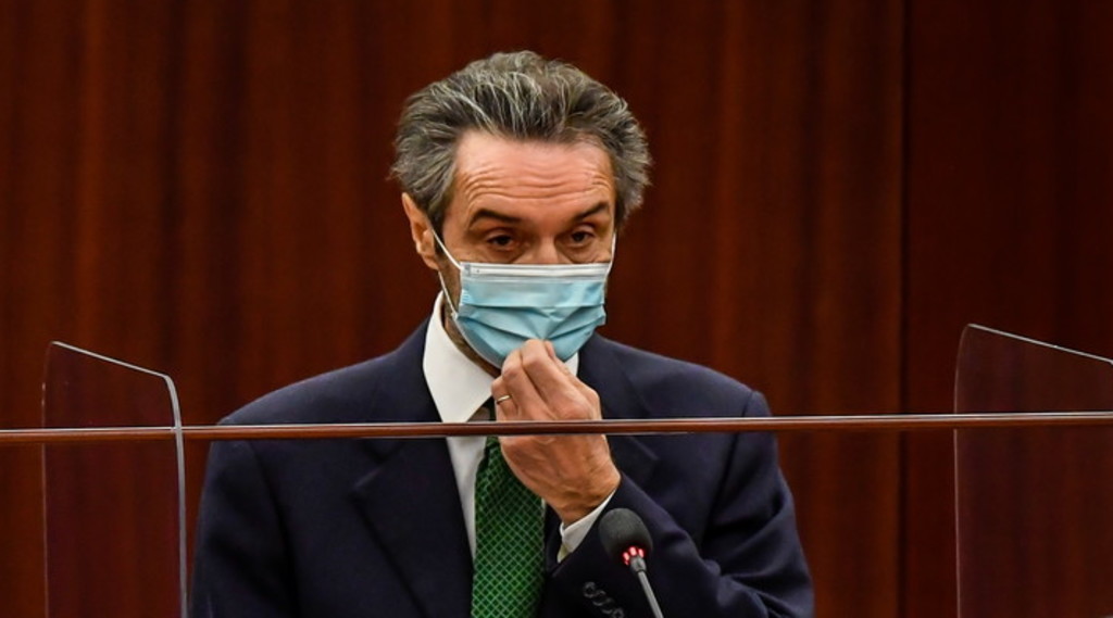 La zona gialla non basta, Fontana all'assalto del governo: Rivedere i dpcm, battaglia per soldi e libertà