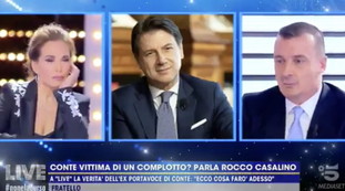 Quando lo facevi, andavamo nel panico. Il potere della D'Urso, la confessione di Casalino: pazzesco su Canale 5