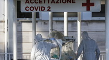 Le varianti del Covid colpiscono ancora: crescita esponenziale dei contagi, il bollettino è da allarme