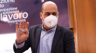 "Mi vergogno del Pd": Zingaretti si dimette: la gente crepa e voi pensate alle poltrone