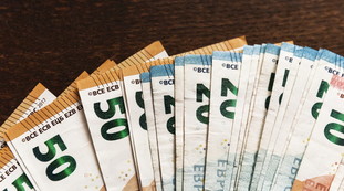 Condono fiscale, quali cartelle stracciare: godono gli italiani, quanti euro ti restano in tasca