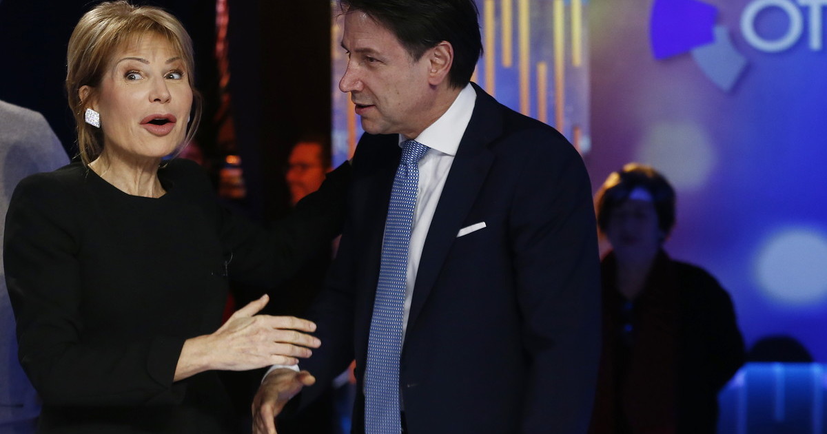 Sta per succedere qualcosa. Giuseppe Conte e Lilli Gruber, il sospetto di Dagospia su quella sparizione misteriosa