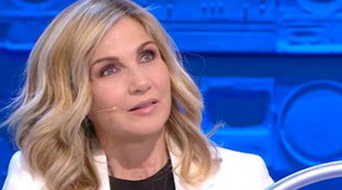Sarò onesta. Se fossi stata un giudice.... Qui esplode Amici: dopo la puntata, la bordata di Lorella Cuccarini