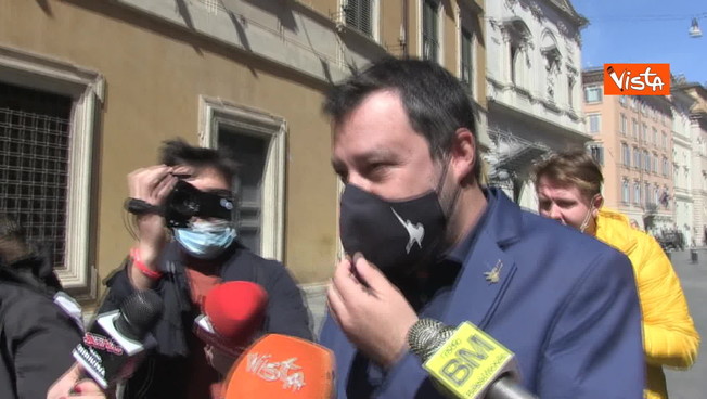 Matteo Salvini contro Roberto Speranza: 'Non puoi tenere chiuse le regioni senza dati scientifici'