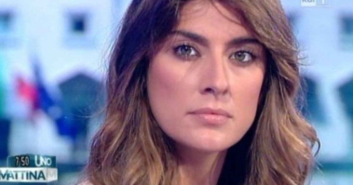 Le ho dato 2mila euro. Elisa Isoardi, dopo l'Isola dei Famosi un'accusa pesantissima dall'ex naufrago: conti in sospeso?