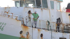 Peschereccio italiano speronato dai turchi, decolla la Marina: "Senza precedenti", caos nel Mediterraneo