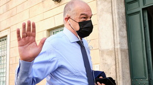 Il tribuno della radio candidato sindaco a Roma, altro colpo della Meloni. Centrodestra, ecco le scelte (ma è stallo su Milano)