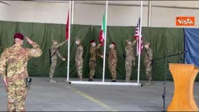 Afghanistan, ritirate le truppe: l'Italia ammaina la bandiera a Herat